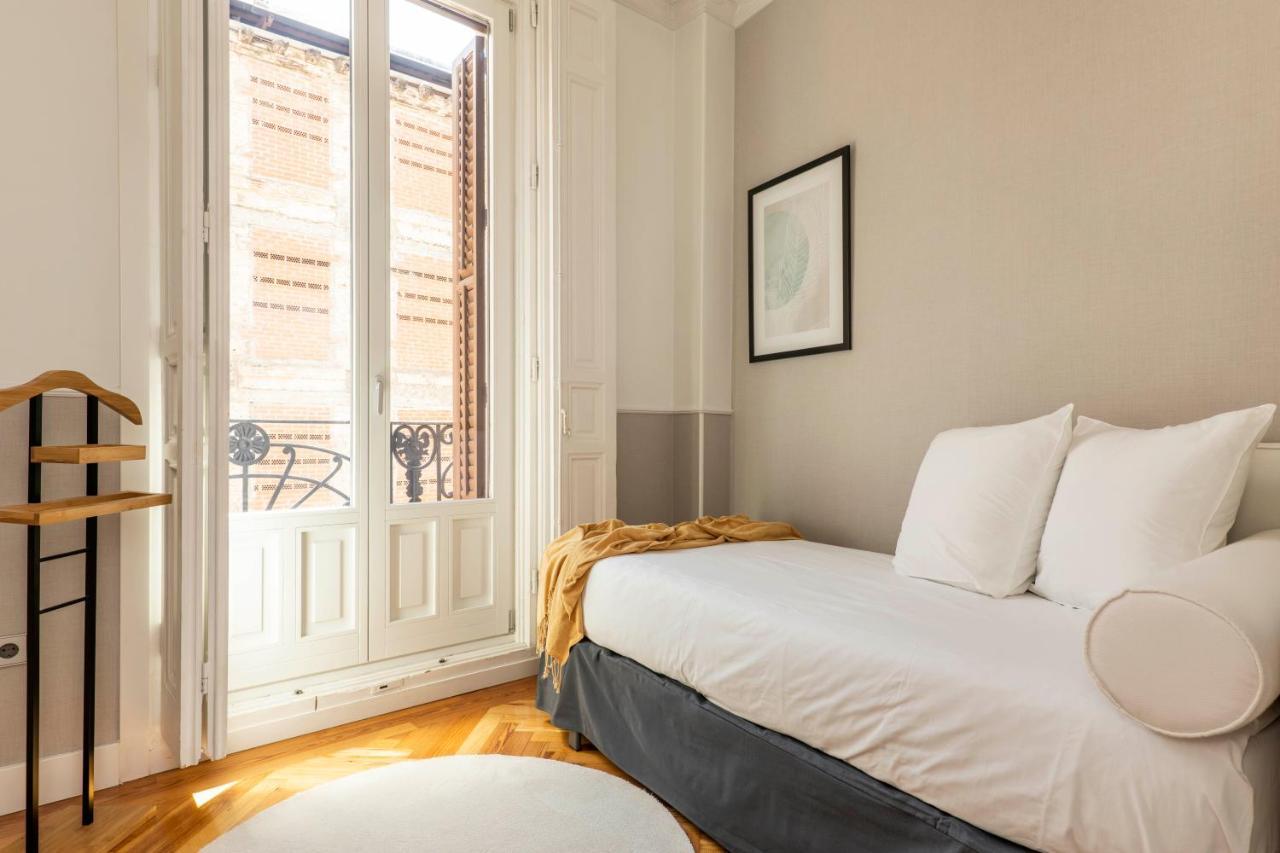 Madrid 1915 Private Suites Extérieur photo